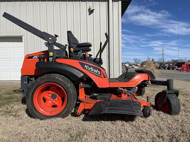 Image of Kubota ZD1211L equipment image 1