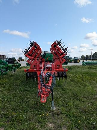 Image of Kuhn Krause Dominator 4856 equipment image 1