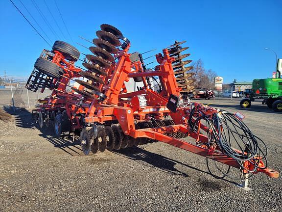 Image of Kuhn Krause Excelerator XT 8010 equipment image 4