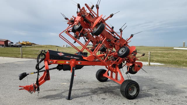 Image of Kuhn GF10812T equipment image 4