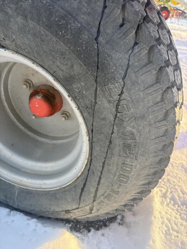 Image of Kuhn GF10812T equipment image 4