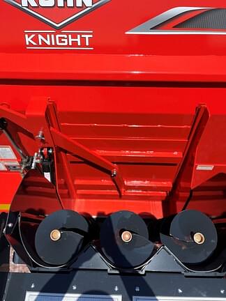 Image of Kuhn Knight 4142 equipment image 3