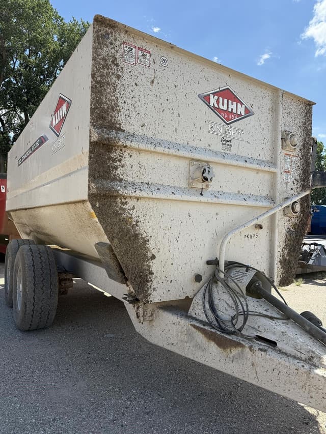 Image of Kuhn Knight RC260T - Hay and Forage | Grinders/Mixers  equipment image 1
