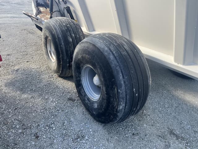 Image of Kuhn Knight SLC126 equipment image 3