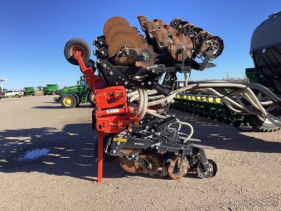 Image of Kuhn Krause Gladiator 1210M equipment image 4