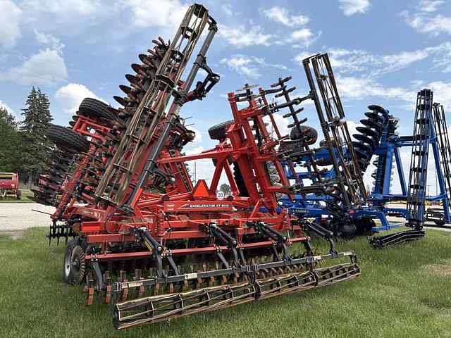 Image of Kuhn Krause Excelerator XT 8010 equipment image 2