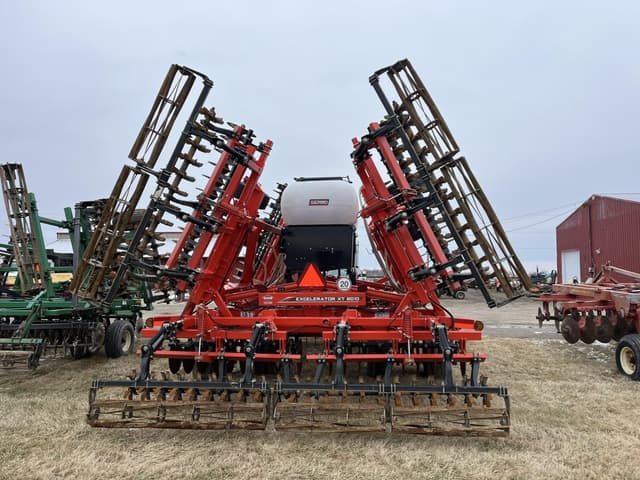Image of Kuhn Krause Excelerator XT 8010-30 equipment image 4