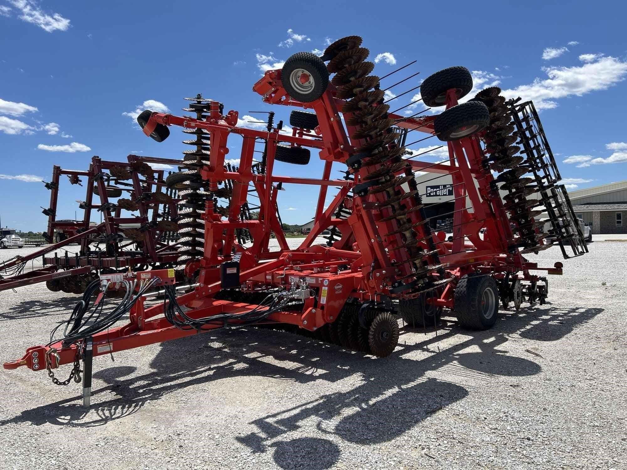2022 Kuhn Krause Excelerator XT 8010 Equipment Image0