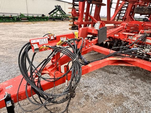 Image of Kuhn Krause Excelerator XT 8010-40 equipment image 3