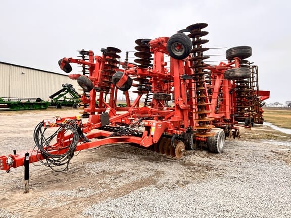 2022 Kuhn Krause Excelerator XT 8010-40 Equipment Image0