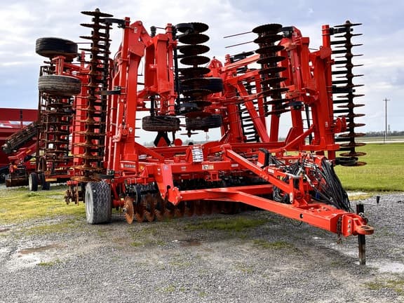 Image of Kuhn Krause Excelerator XT 8010-40 Primary image