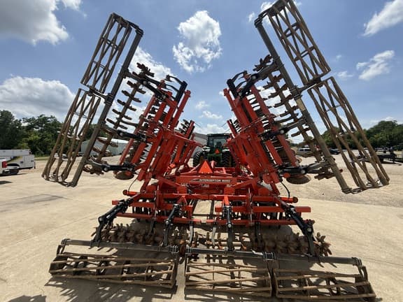 Image of Kuhn Krause Interceptor 8050-30 equipment image 3