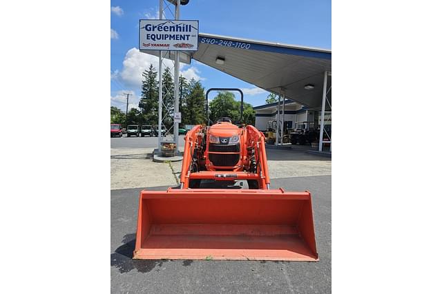 Image of Kubota L3301 equipment image 2