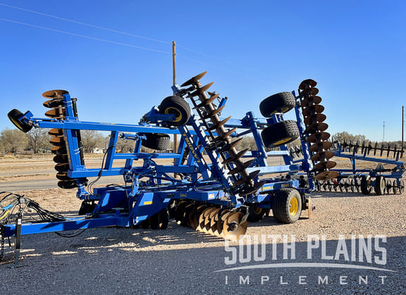 2022 Landoll 6231 Equipment Image0