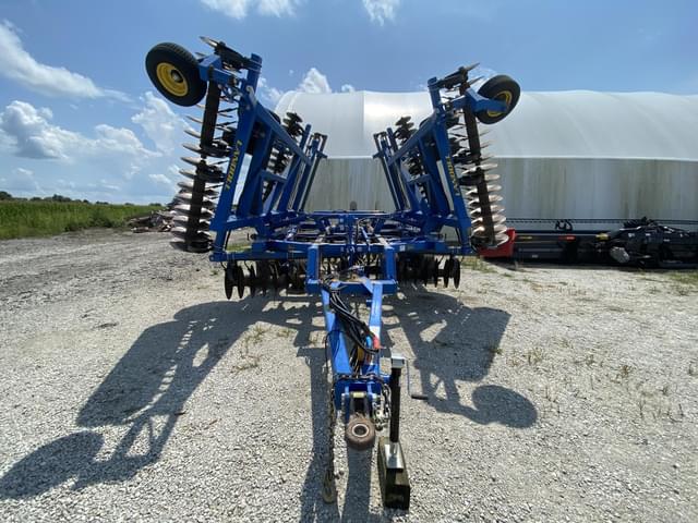 Image of Landoll 7431 equipment image 1