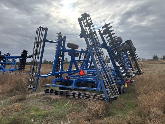 Image of Landoll 7431 equipment image 3