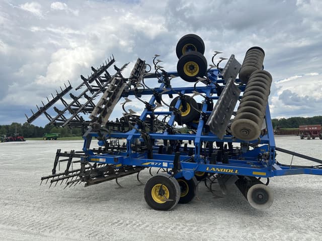 Image of Landoll 877 equipment image 3