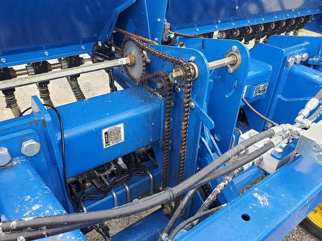Image of Landoll 5211 equipment image 1