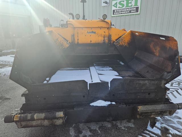 Image of LeeBoy 8500D equipment image 4