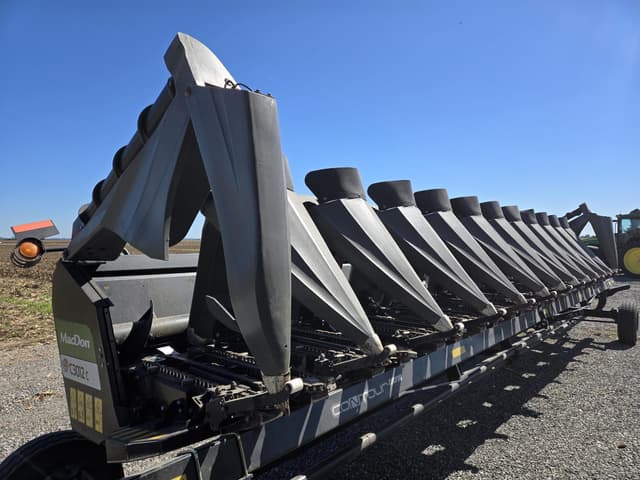 Image of MacDon C3012C equipment image 2