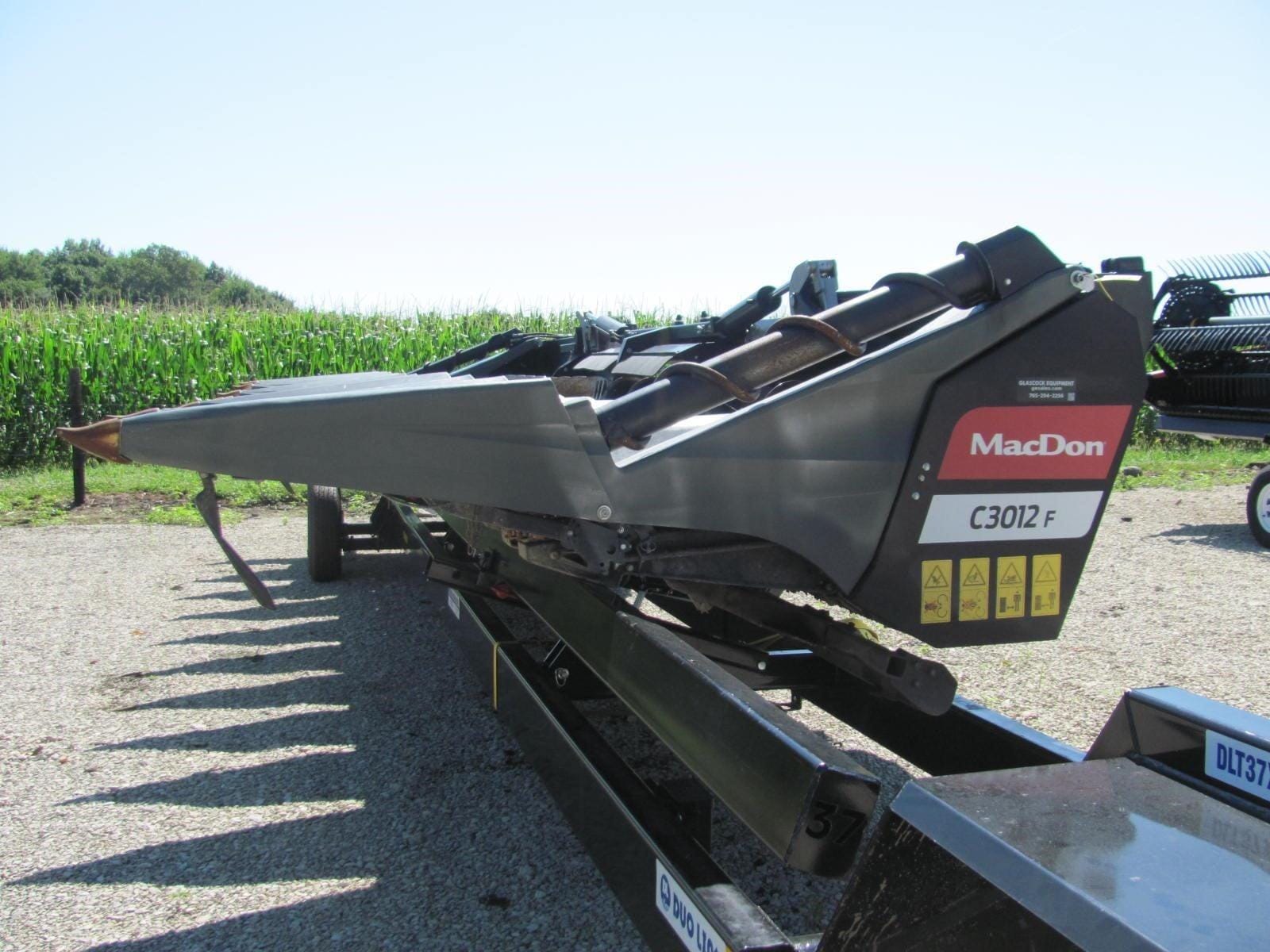 2022 MacDon C3012F Equipment Image0