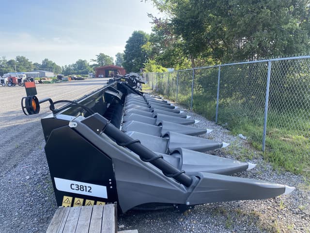 Image of MacDon C3812 equipment image 1