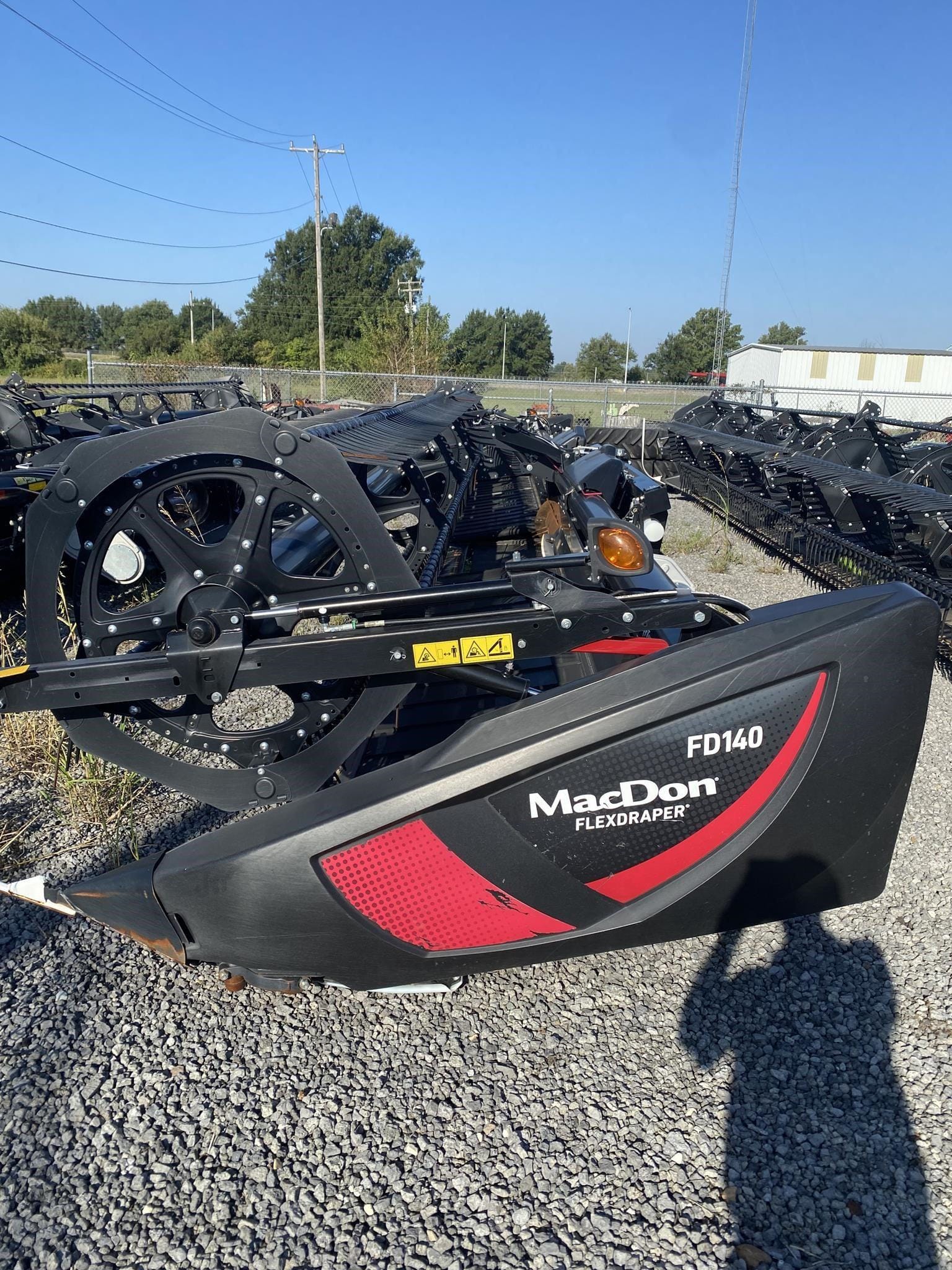 2022 MacDon FD140 Equipment Image0