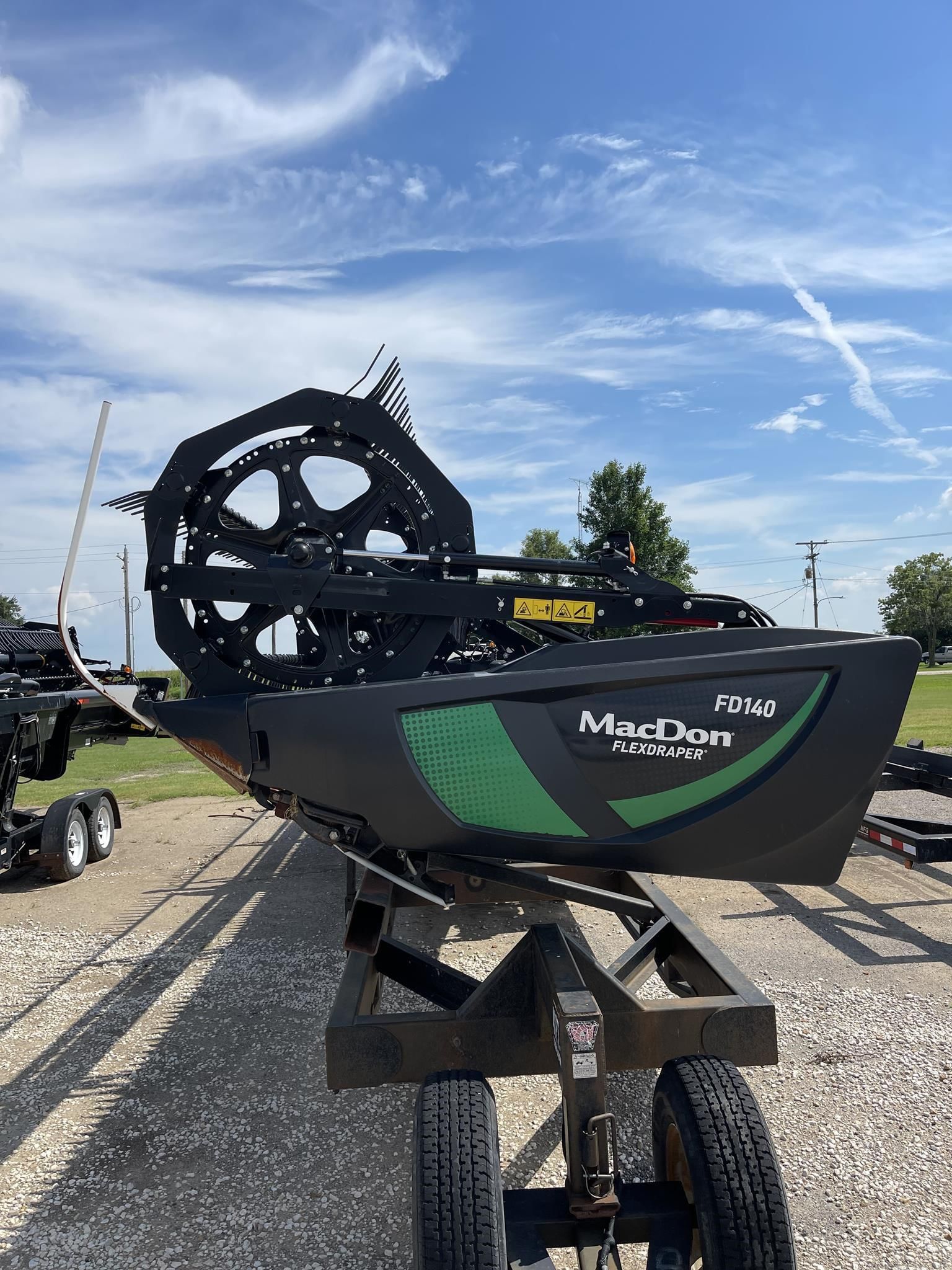 2022 MacDon FD140 Equipment Image0