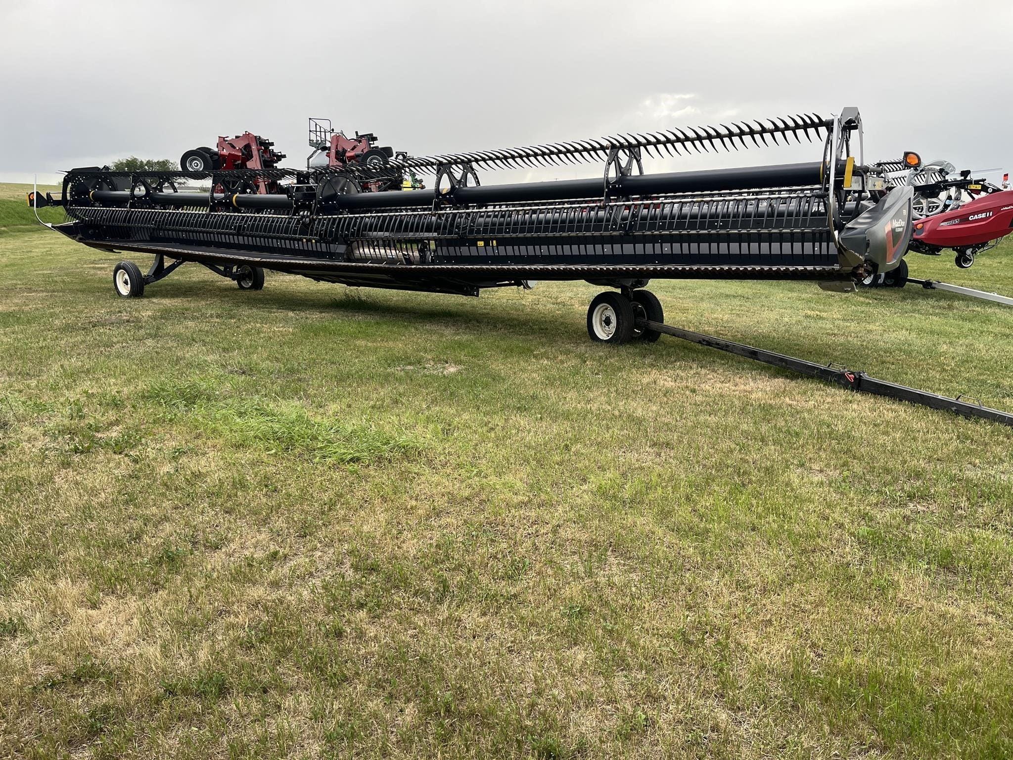 2022 MacDon FD145 Equipment Image0