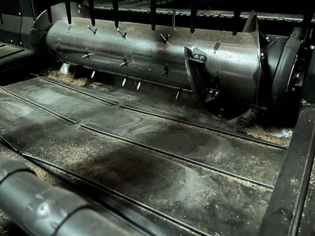 Image of MacDon FD145 equipment image 3