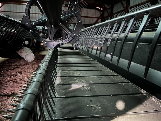 Image of MacDon FD145 equipment image 2