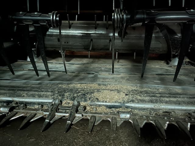 Image of MacDon FD145 equipment image 4