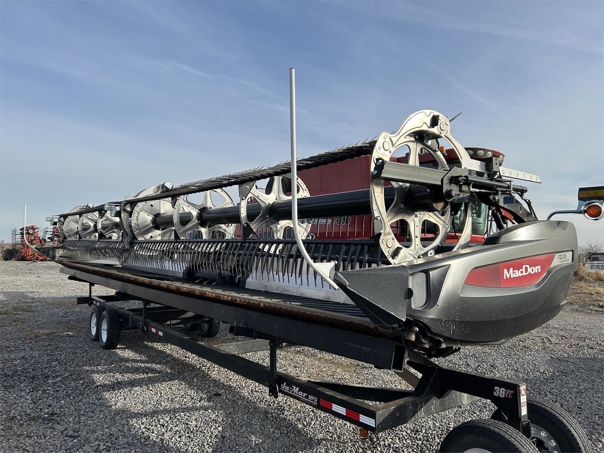 2022 MacDon FD235 Equipment Image0