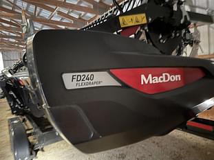 2022 MacDon FD240 Equipment Image0