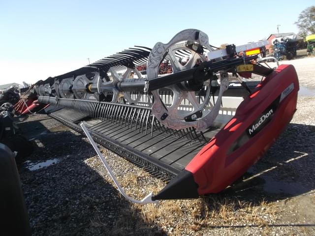 Image of MacDon FD240 equipment image 1