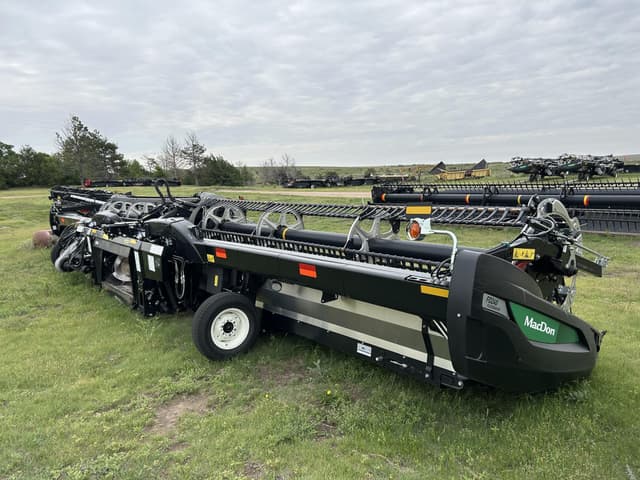 Image of MacDon FD240 equipment image 1