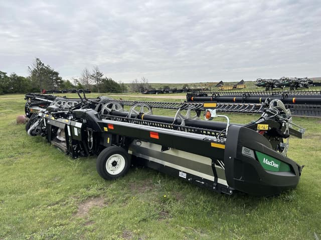 Image of MacDon FD240 equipment image 1