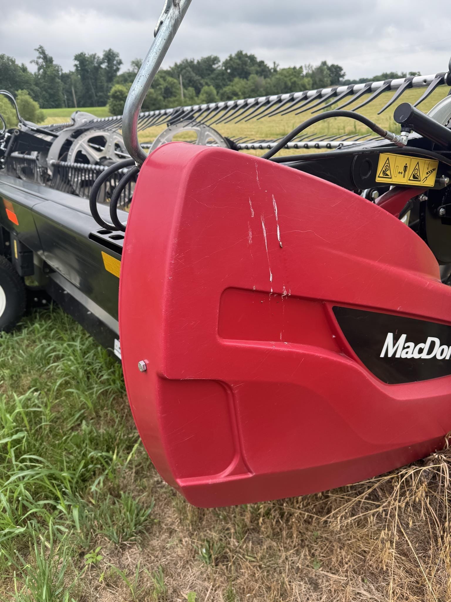 2022 MacDon FD240 Equipment Image0