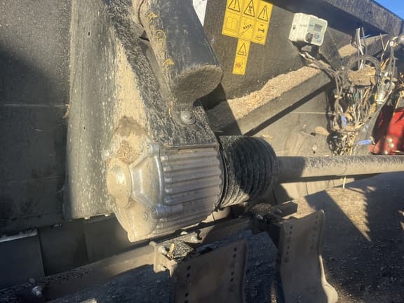 Image of MacDon C2018C equipment image 3