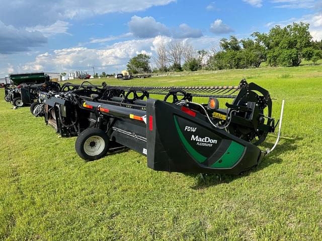 Image of MacDon FD140 equipment image 1