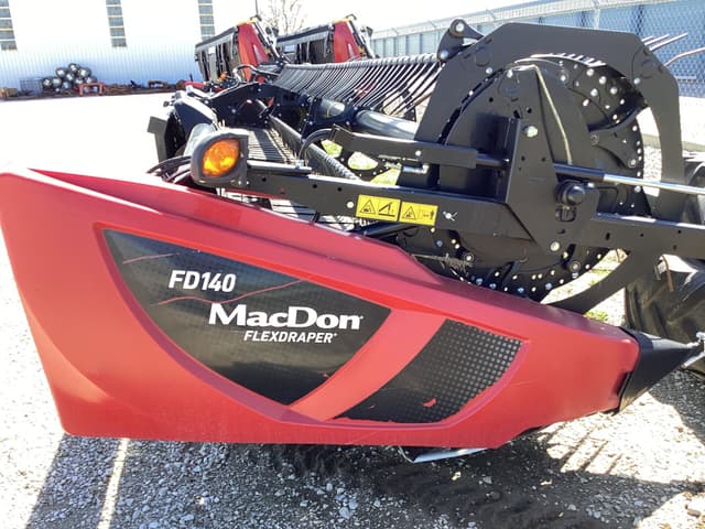 Image of MacDon FD140 equipment image 1