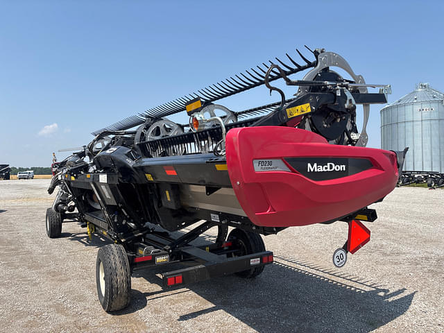 Image of MacDon FD230  equipment image 2