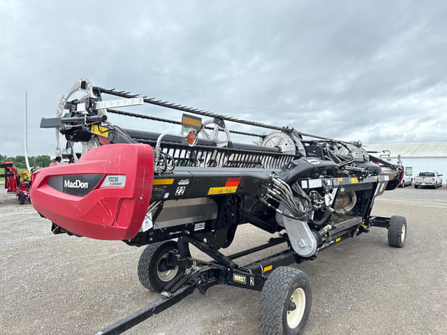 Image of MacDon FD230 equipment image 4