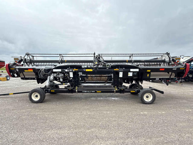 Image of MacDon FD230  equipment image 3