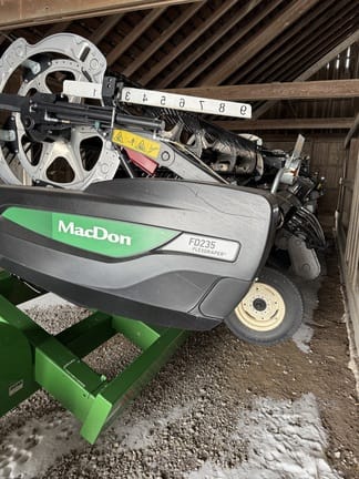 Main image MacDon FD235