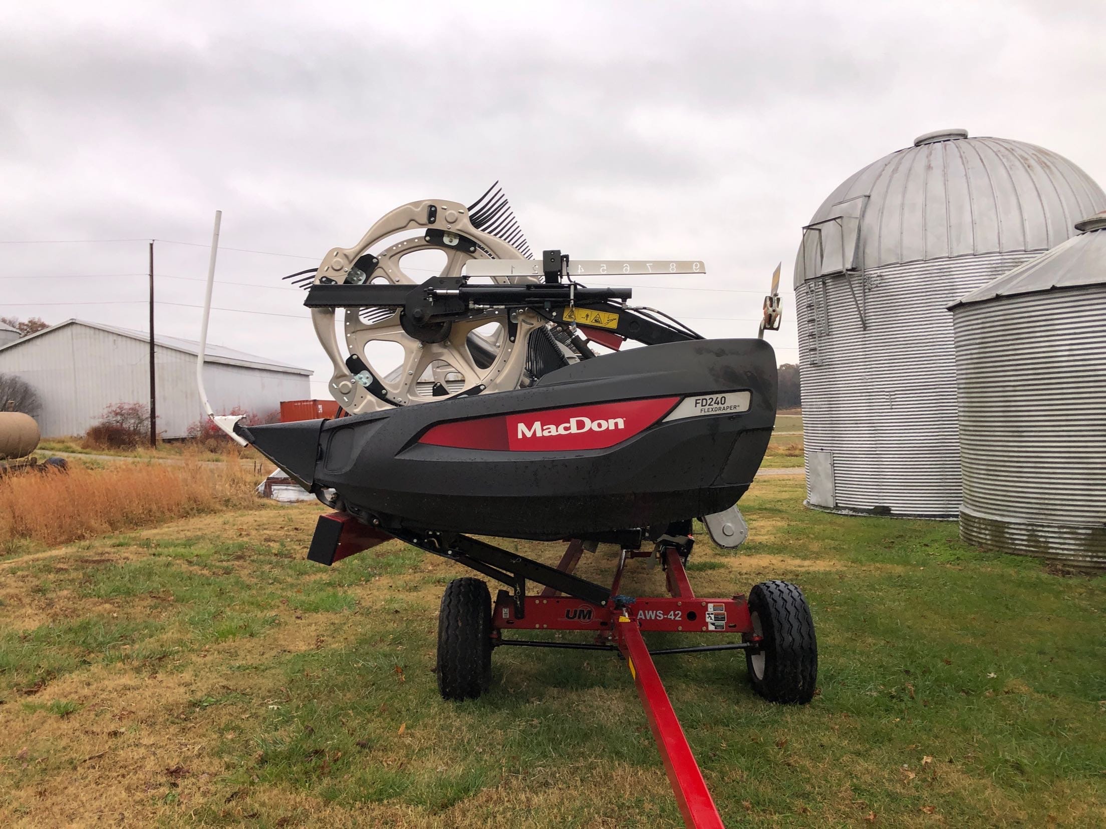 2022 MacDon FD240 Equipment Image0