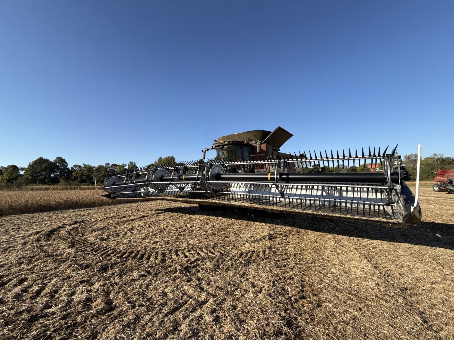 2022 MacDon FD240 Equipment Image0