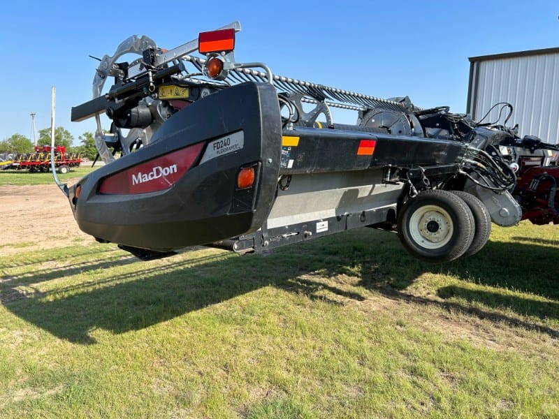 2022 MacDon FD240 Equipment Image0