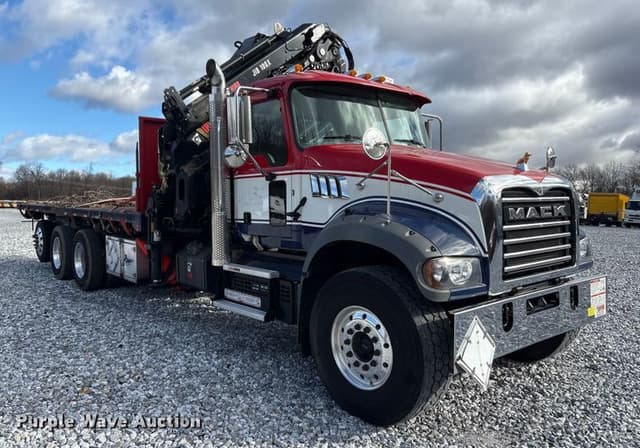 Image of Mack Granite equipment image 2