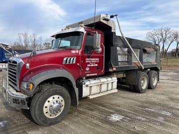 Main image Mack Granite